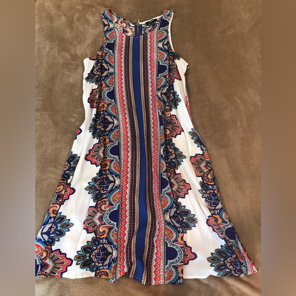 MSK Sleeveless Women’s Paisley Asymmetrical Dress -M.
